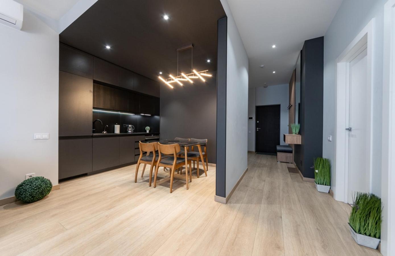 Royal Tower Residence Big Vip Apartment In Center Floor 27 Κίεβο Εξωτερικό φωτογραφία