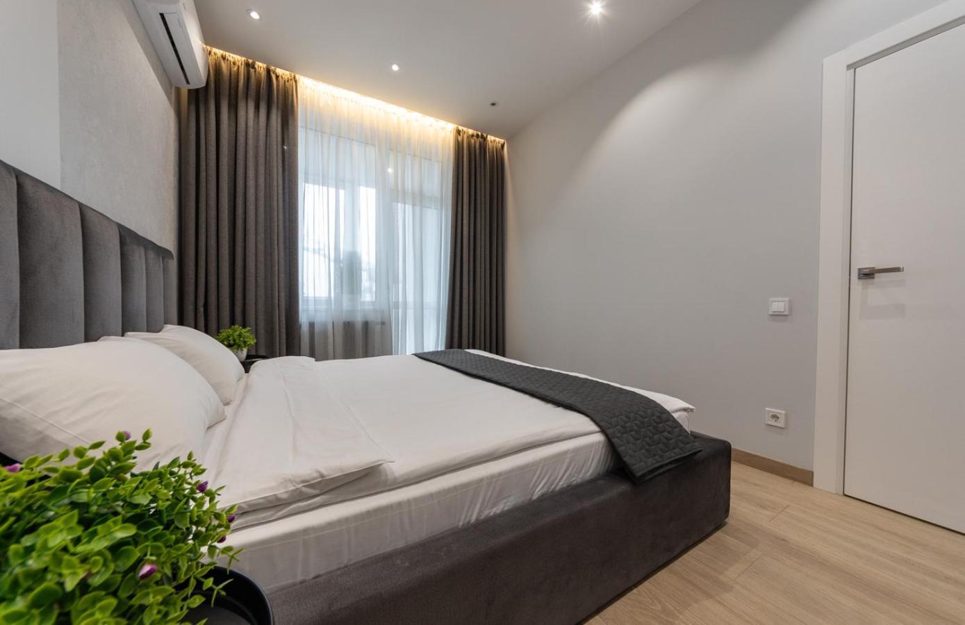 Royal Tower Residence Big Vip Apartment In Center Floor 27 Κίεβο Εξωτερικό φωτογραφία