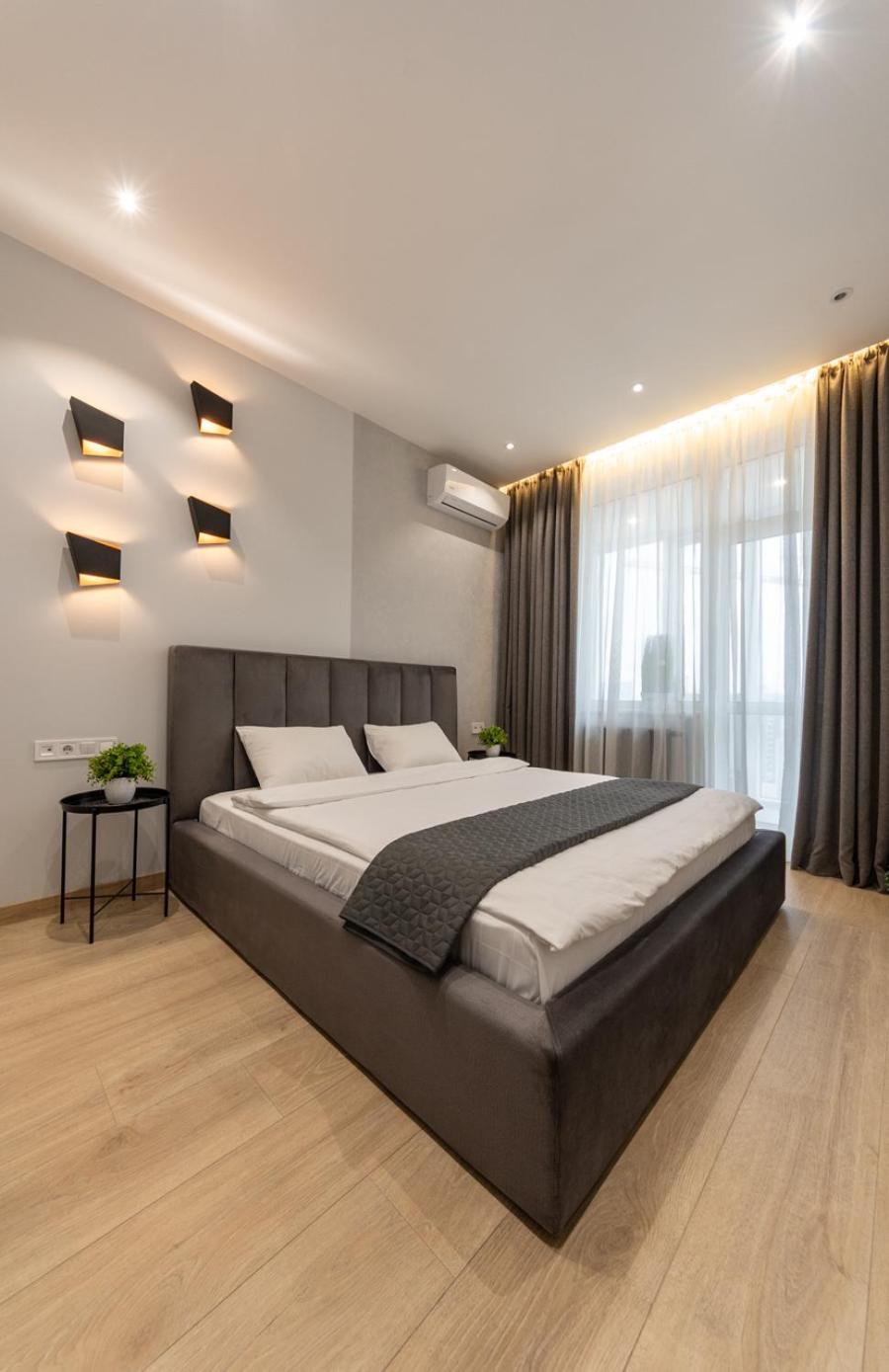 Royal Tower Residence Big Vip Apartment In Center Floor 27 Κίεβο Εξωτερικό φωτογραφία