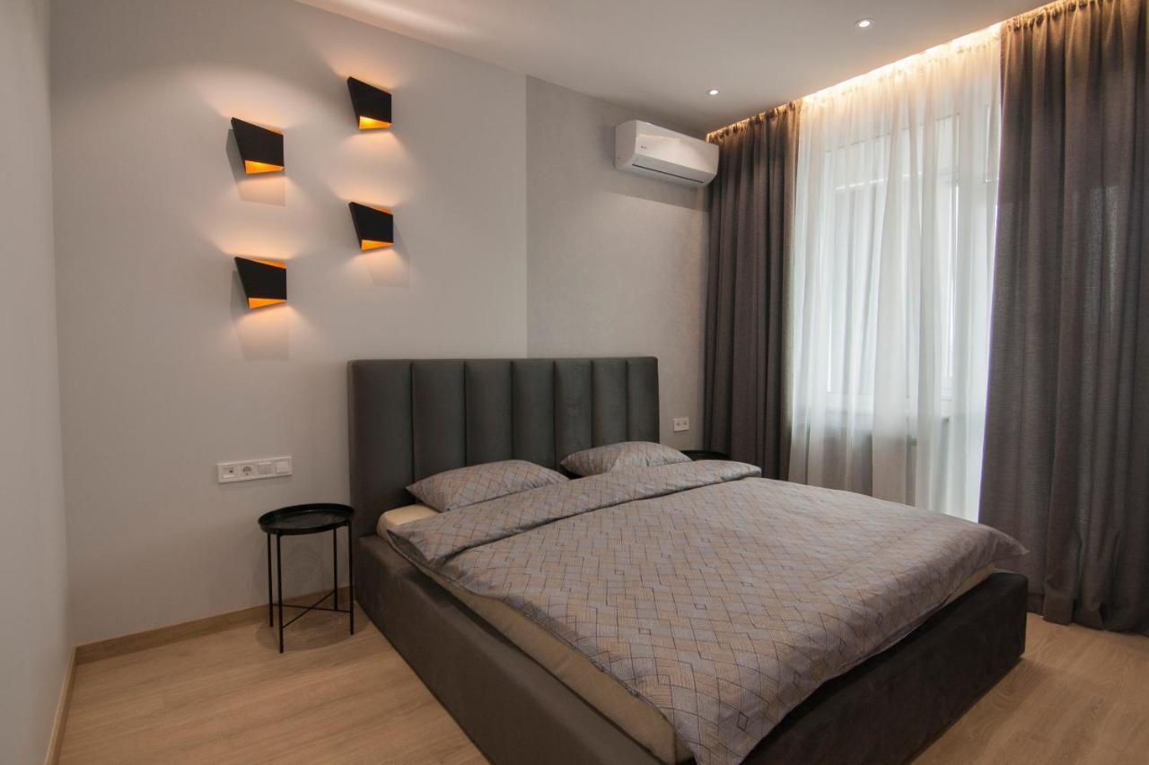 Royal Tower Residence Big Vip Apartment In Center Floor 27 Κίεβο Εξωτερικό φωτογραφία