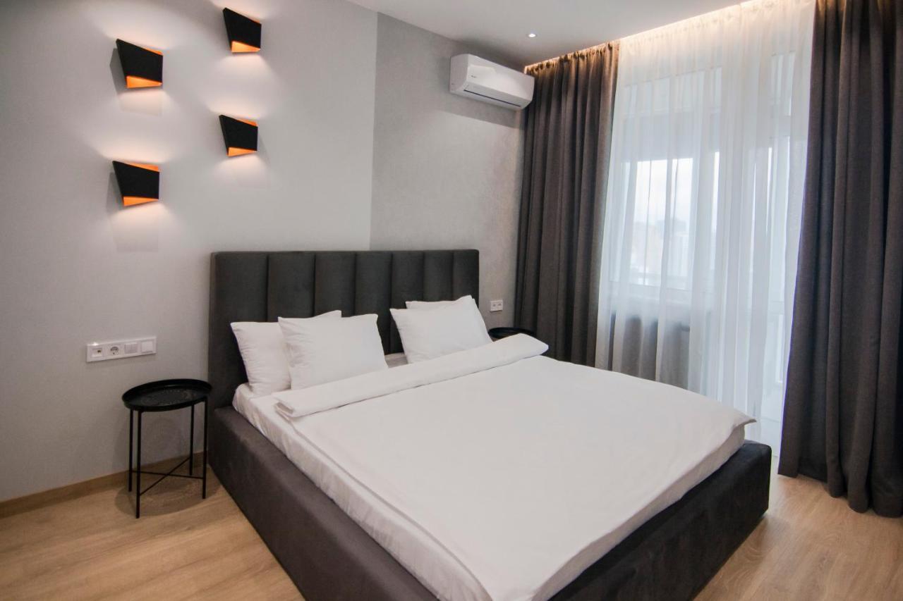 Royal Tower Residence Big Vip Apartment In Center Floor 27 Κίεβο Εξωτερικό φωτογραφία